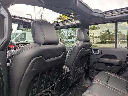 Used 2021 Jeep Wrangler Unlimited Rubicon image 19