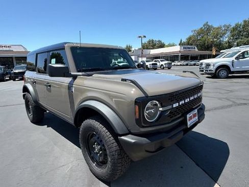 New 2026 Ford Bronco Big Bend AWD/4WD image 2