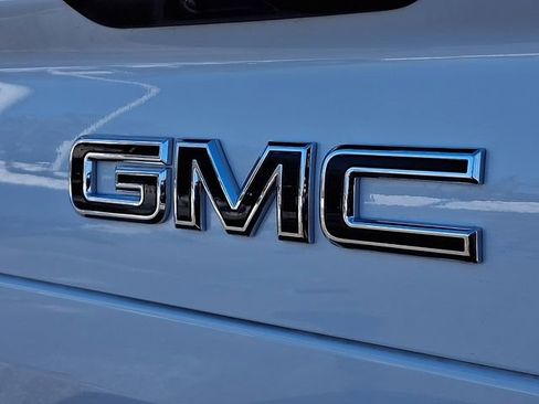 Used 2025 GMC Sierra EV Denali image 33