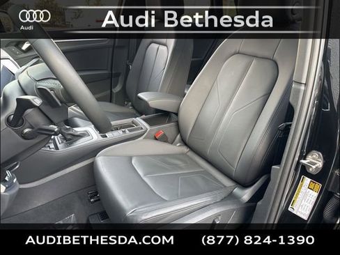 Certified 2025 Audi Q3 2.0T Premium Plus w/ Premium Plus Package image 27