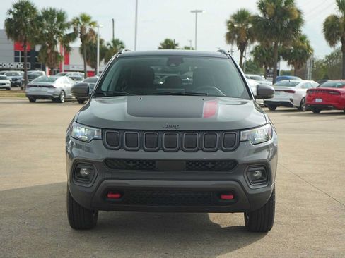 Used 2022 Jeep Compass Trailhawk w/ Sun and Sound Group AWD/4WD image 6
