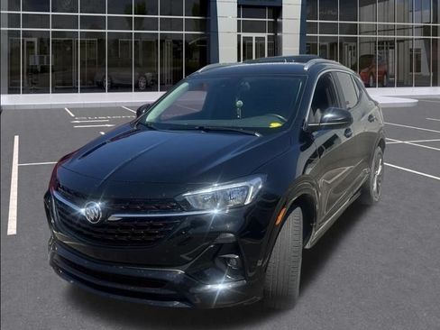 Used 2022 Buick Encore GX Preferred w/ Sport Touring Package FWD image 3