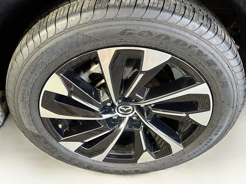 Used 2025 MAZDA CX-50 2.5 Hybrid w/ Premium Plus Pkg AWD/4WD image 11