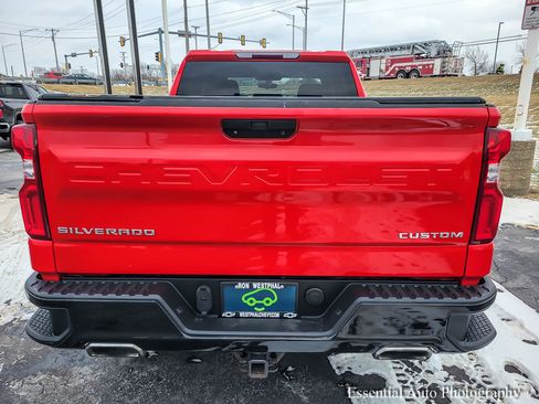 Certified 2019 Chevrolet Silverado 1500 Custom Trail Boss w/ Custom Convenience Package image 5