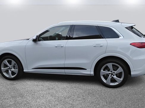 New 2025 Audi Q5 Prestige image 6