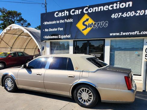 Used 2004 Cadillac De Ville DHS w/ Equipment Group image 8