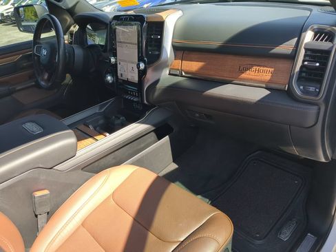 Used 2023 RAM 1500 Limited AWD/4WD image 12