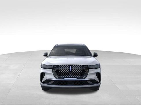 New 2026 Lincoln Nautilus Reserve image 7