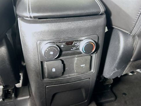 Certified 2022 Ford Explorer XLT w/ Equipment Group 202A image 29