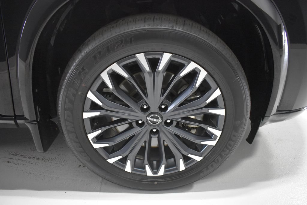 Certified 2026 Nissan Rogue Platinum w/ Tech Package AWD/4WD image 10