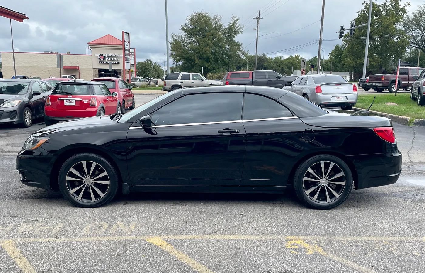 Used 2014 Chrysler 200 S FWD image 6