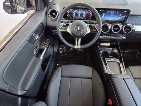 New 2026 Mercedes-Benz GLB 250 image 14