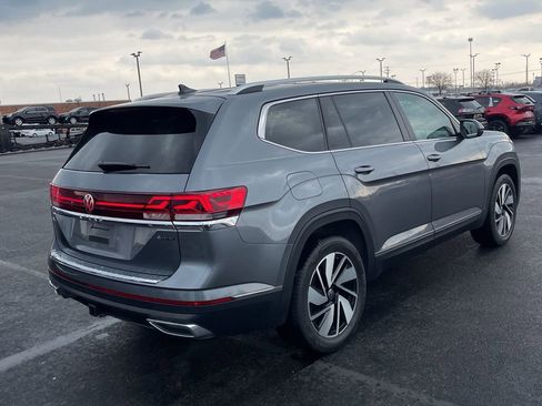 Used 2024 Volkswagen Atlas SEL image 5