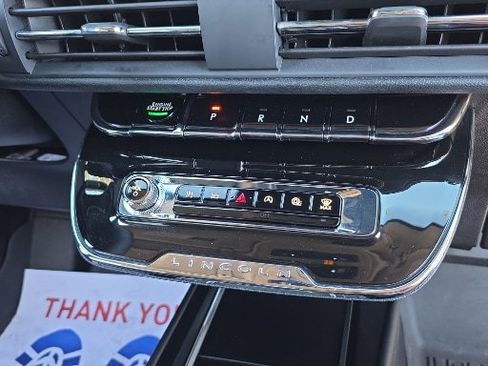 Used 2025 Lincoln Corsair AWD w/ Equipment Group 101A image 5