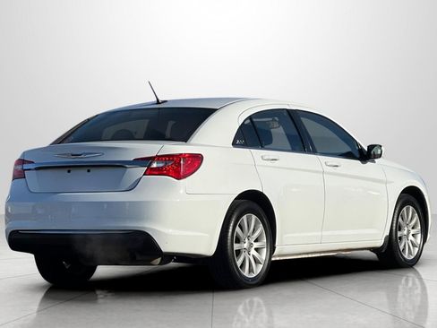 Used 2013 Chrysler 200 Touring w/ Cold Weather Group image 4