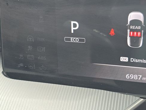 Used 2025 Nissan Murano SV AWD/4WD image 12