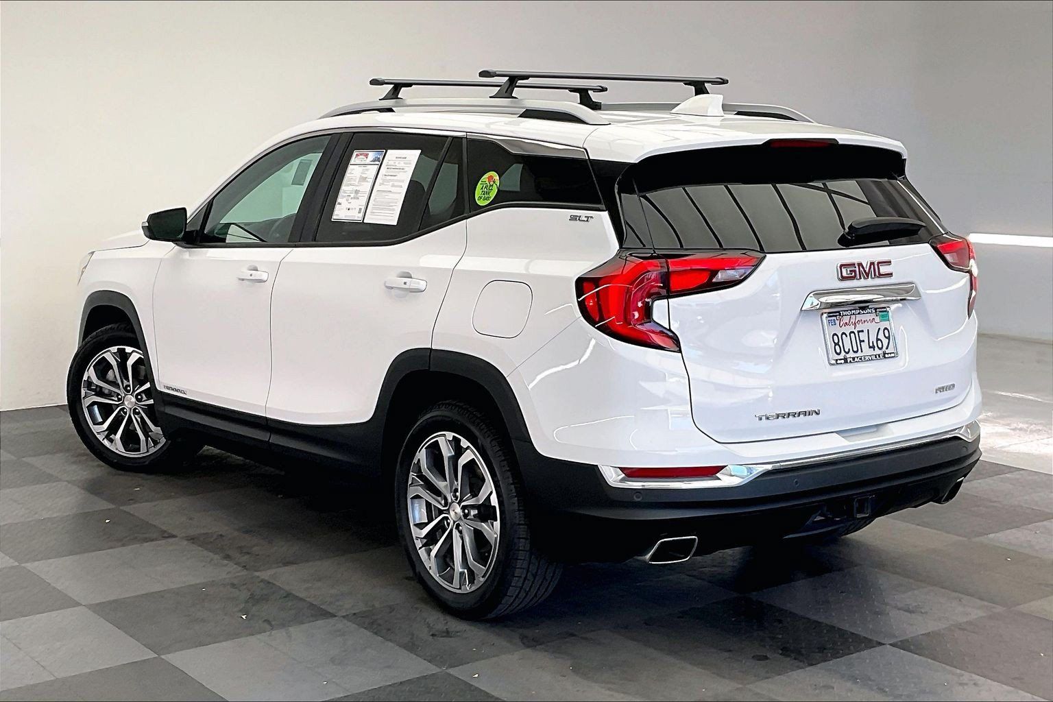 Used 2018 GMC Terrain SLT w/ Preferred Package AWD/4WD image 10