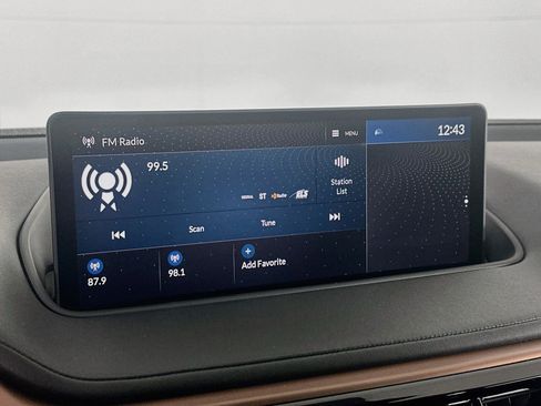 Used 2022 Acura MDX SH-AWD w/ Technology Package image 21