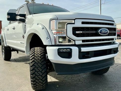 Used 2020 Ford F250 Lariat w/ Lariat Ultimate Package image 2