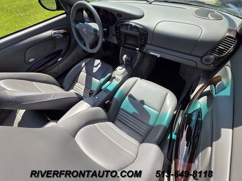 Used 2004 Porsche 911 Carrera RWD image 19