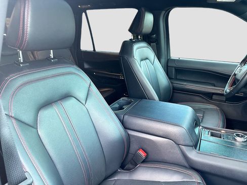 Used 2024 Ford Expedition Max Limited RWD image 31