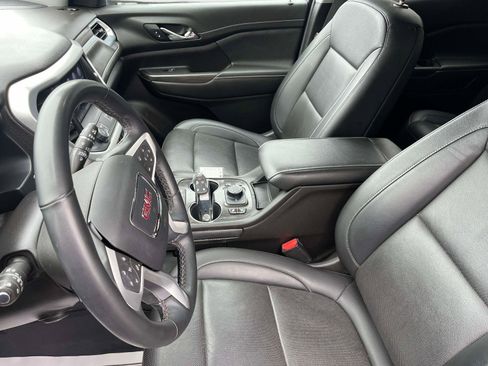 Used 2023 GMC Acadia SLT w/ Elevation Edition image 20