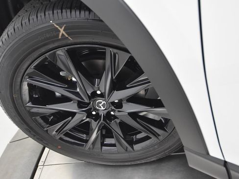 Certified 2025 MAZDA CX-5 Carbon Edition AWD/4WD image 32