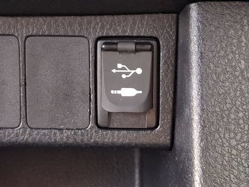 Used 2014 Toyota Corolla LE FWD image 25