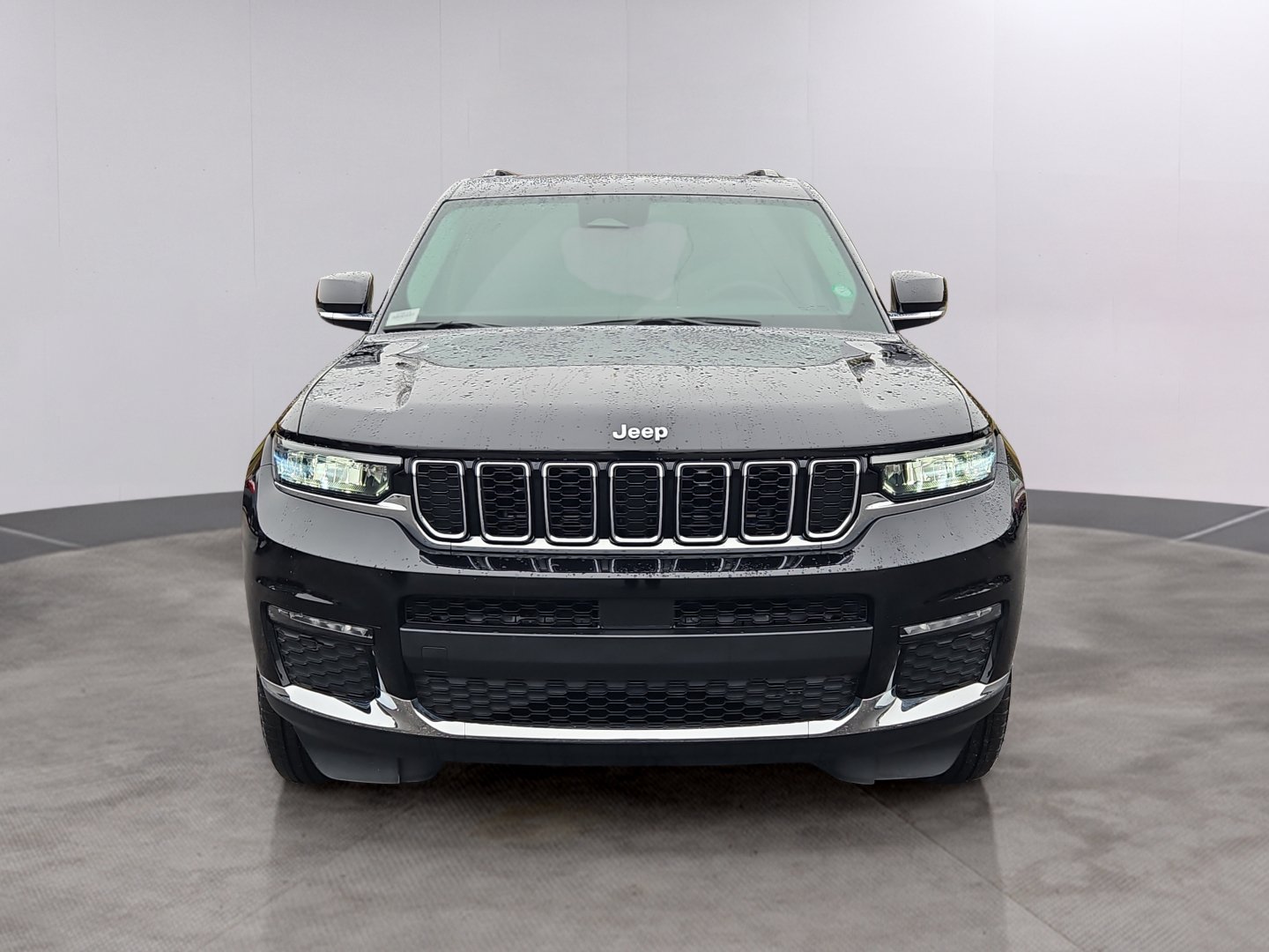 Used 2023 Jeep Grand Cherokee L Limited w/ Trailer Tow Group (B) AWD/4WD image 32