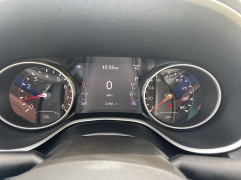 Used 2020 Jeep Compass Limited AWD/4WD image 19