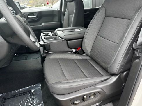 New 2026 Chevrolet Silverado 1500 Custom Trail Boss AWD/4WD image 5