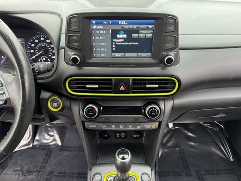 Used 2019 Hyundai Kona Limited image 24