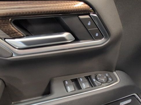 New 2026 Chevrolet Silverado 1500 RST w/ Dark Appearance Package image 18