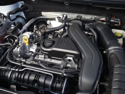 New 2026 Volkswagen Taos SE AWD/4WD image 23
