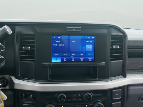 New 2025 Ford F250 XL w/ XL Chrome Package image 57