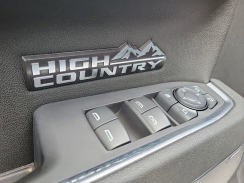 Certified 2025 Chevrolet Silverado 1500 High Country w/ High Country Premium Package AWD/4WD image 24