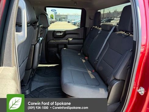 Used 2022 Chevrolet Silverado 1500 Custom w/ LPO, Blackout Package AWD/4WD image 11