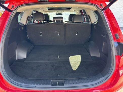 Used 2020 Hyundai Santa Fe SEL image 18