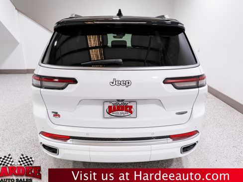 Used 2023 Jeep Grand Cherokee L Summit w/ Luxury Tech Group V RWD image 4