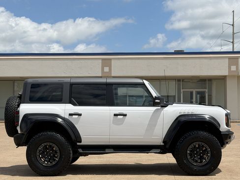 Used 2023 Ford Bronco Raptor AWD/4WD image 3