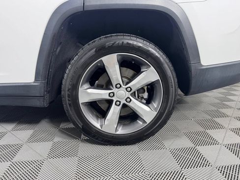 Used 2021 Jeep Grand Cherokee L Limited RWD image 42