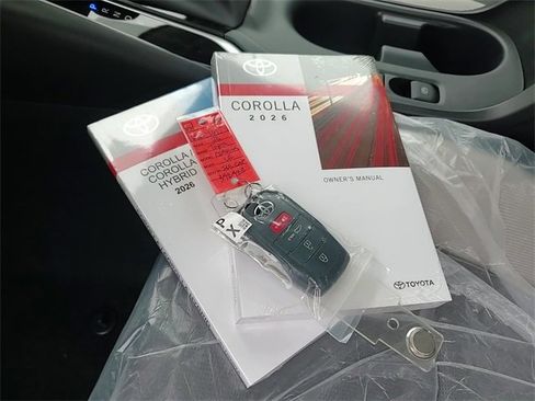Used 2026 Toyota Corolla LE image 7