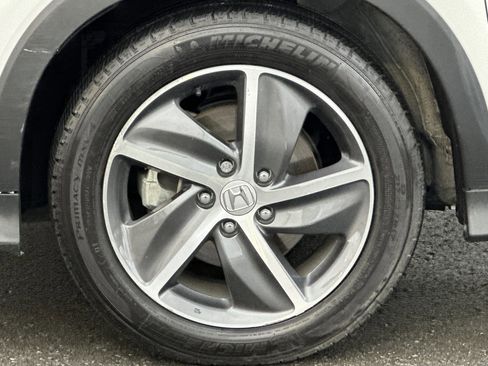 Used 2021 Honda HR-V EX-L image 11