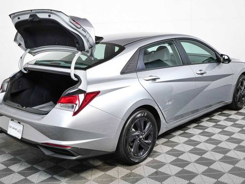 Used 2023 Hyundai Elantra SEL FWD image 22