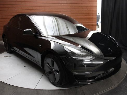 Used 2023 Tesla Model 3 Long Range image 31