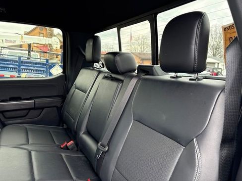 Used 2025 Ford F150 Lariat image 11