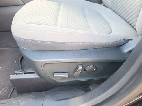 Used 2020 Ford Escape SE Sport AWD/4WD image 17