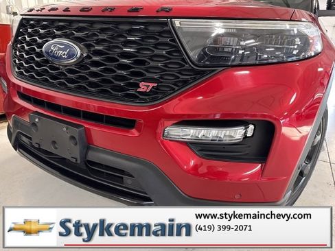 Used 2020 Ford Explorer ST w/ ST Street Pack image 32