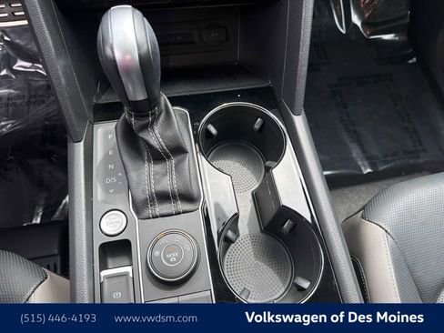 Used 2023 Volkswagen Atlas SEL Premium AWD/4WD image 17