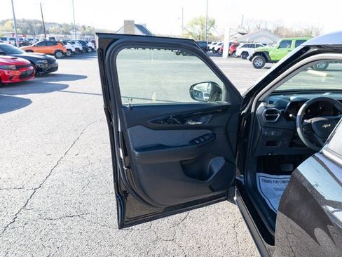 Used 2025 Chevrolet TrailBlazer LT image 10